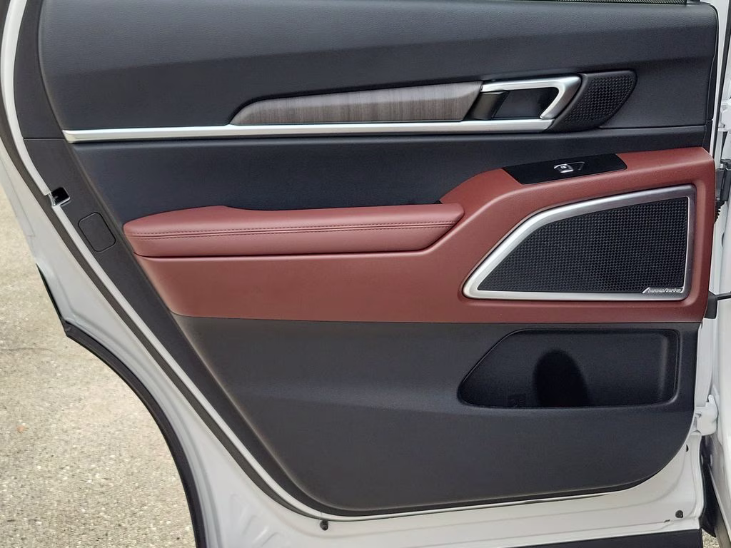 2025 Glacial White Pearl Kia Telluride SX AWD SUV