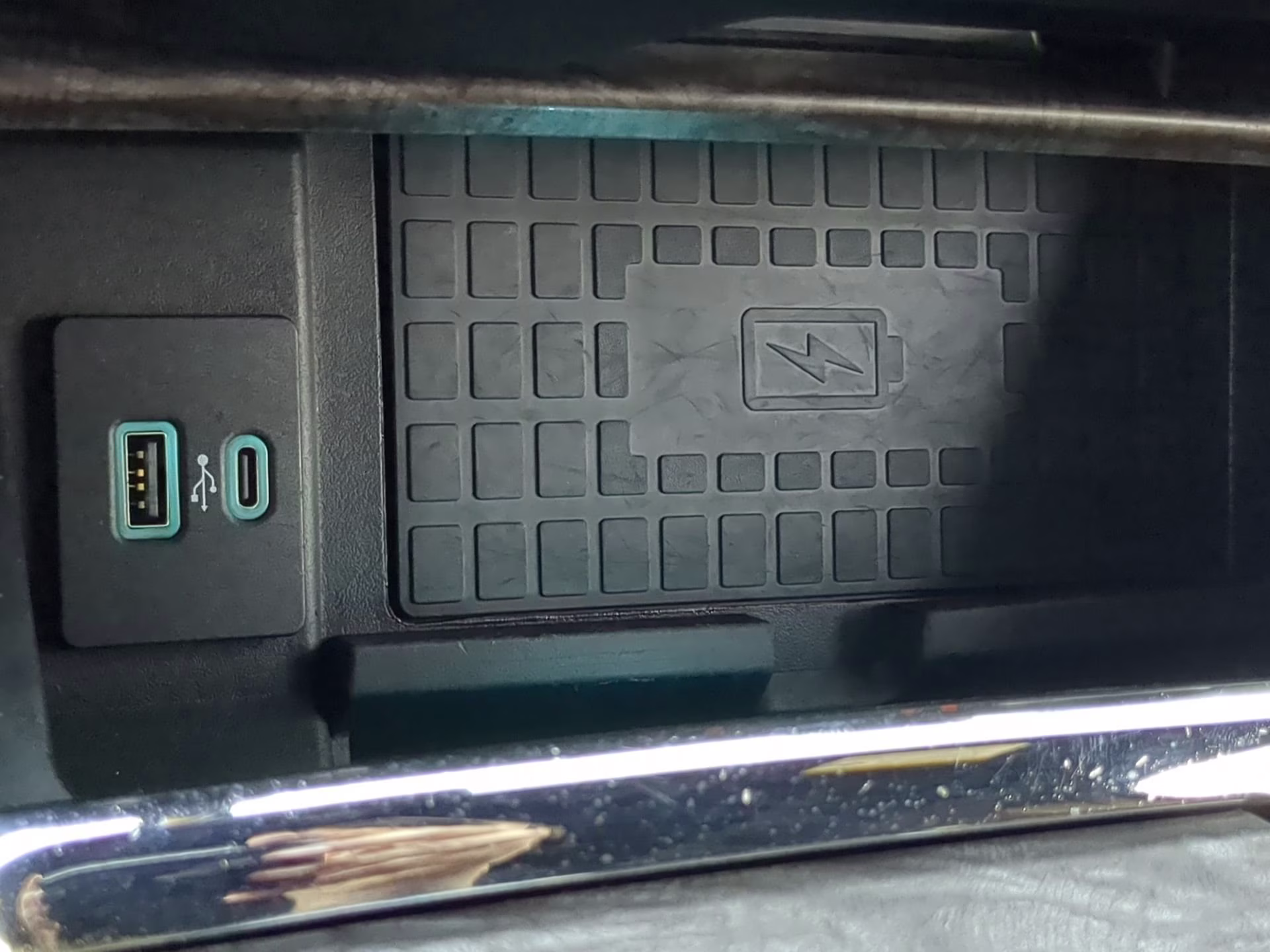 2021 Magnetic Metallic Ford Expedition Limited 4X4 SUV