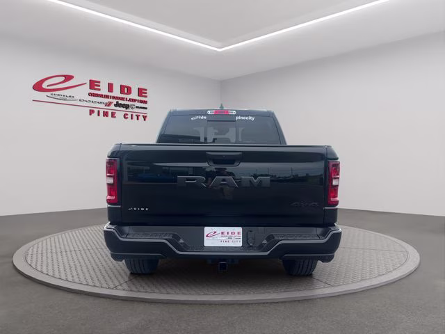 2026 Diamond Black Crystal Pearlcoat Ram 1500 Express 4X4 Truck
