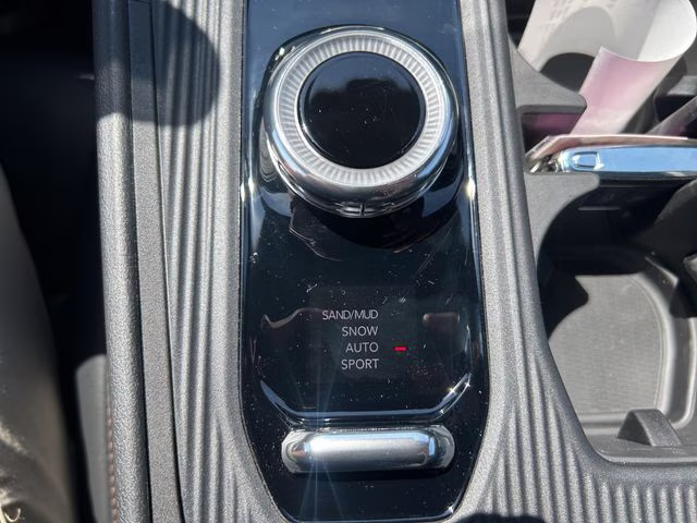 2026 Diamond Black Crystal Pearlcoat Jeep Cherokee Limited 4X4 SUV
