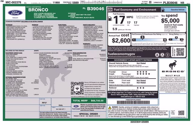 2023 Azure Gray Metallic Tri-Coat Ford Bronco Badlands 4X4 SUV
