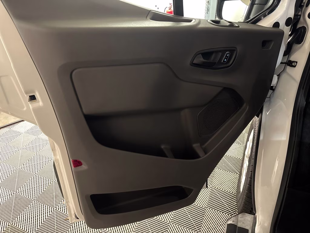 2025 Oxford White Ford Transit-250 Base RWD Van