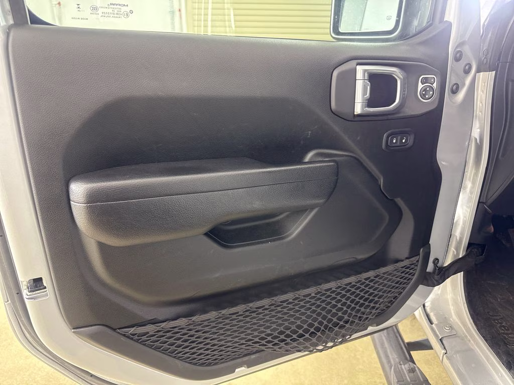 2024 Silver Zynith Clearcoat Jeep Wrangler Sport 4X4 SUV