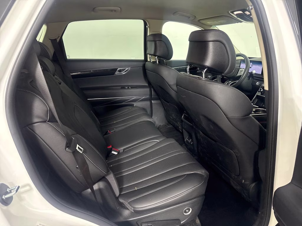 2026 White Genesis GV80 2.5T AWD SUV