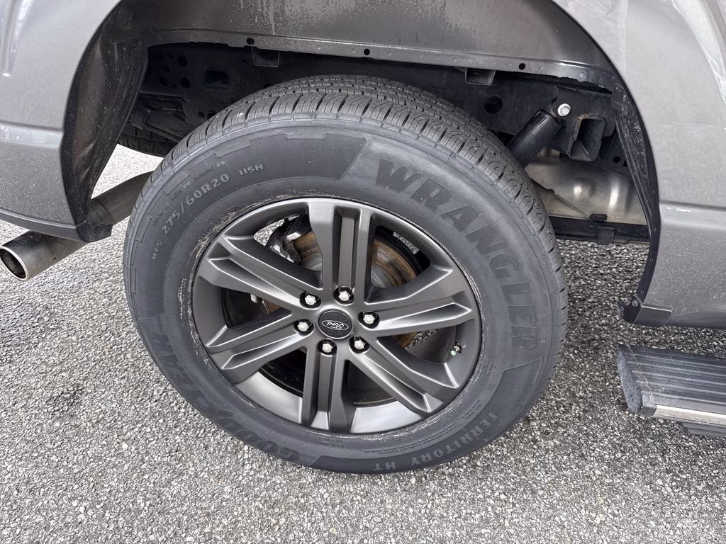2023 Carbonized Gray Metallic Ford F-150 Lariat 4X4 Truck