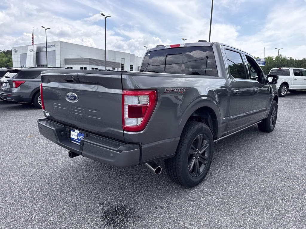 2023 Carbonized Gray Metallic Ford F-150 Lariat 4X4 Truck