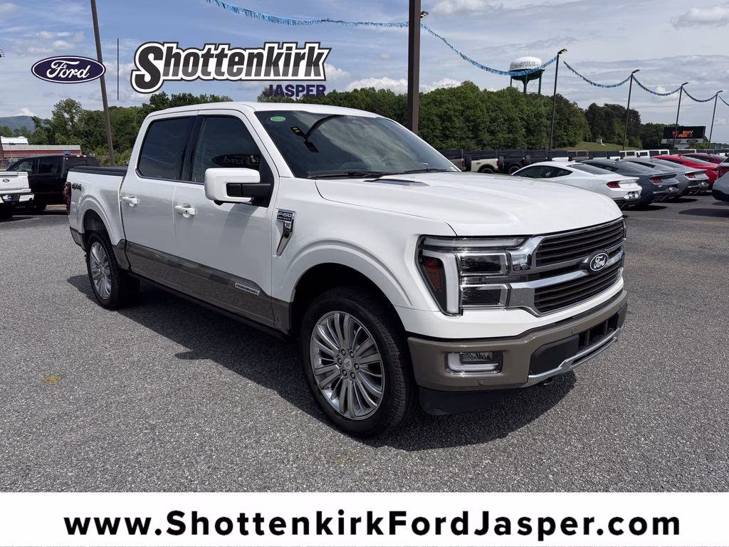 2025 Star White Metallic Tri-Coat Ford F-150 King Ranch 4X4 Truck