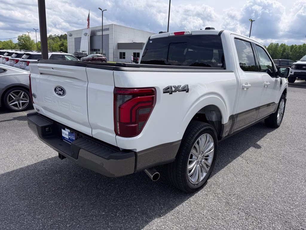 2025 Star White Metallic Tri-Coat Ford F-150 King Ranch 4X4 Truck