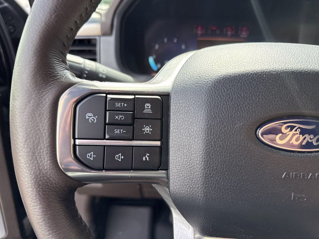 2025 Agate Black Metallic Ford F-150 King Ranch 4X4 Truck