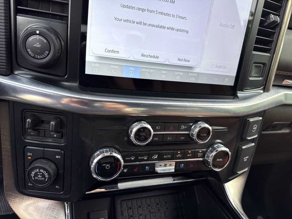 2025 Agate Black Metallic Ford F-150 King Ranch 4X4 Truck