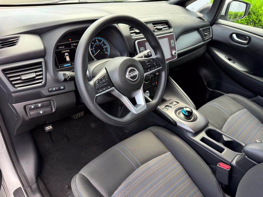 2024 Brilliant Silver Metallic Nissan LEAF S FWD Hatchback