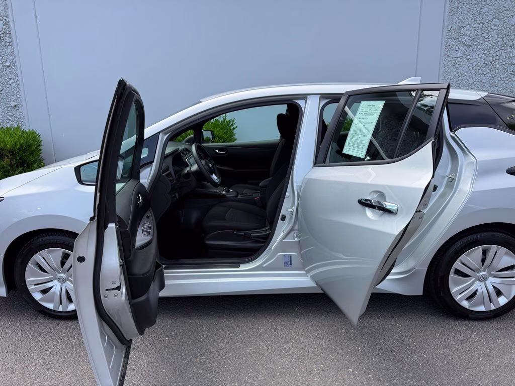 2024 Brilliant Silver Metallic Nissan LEAF S FWD Hatchback