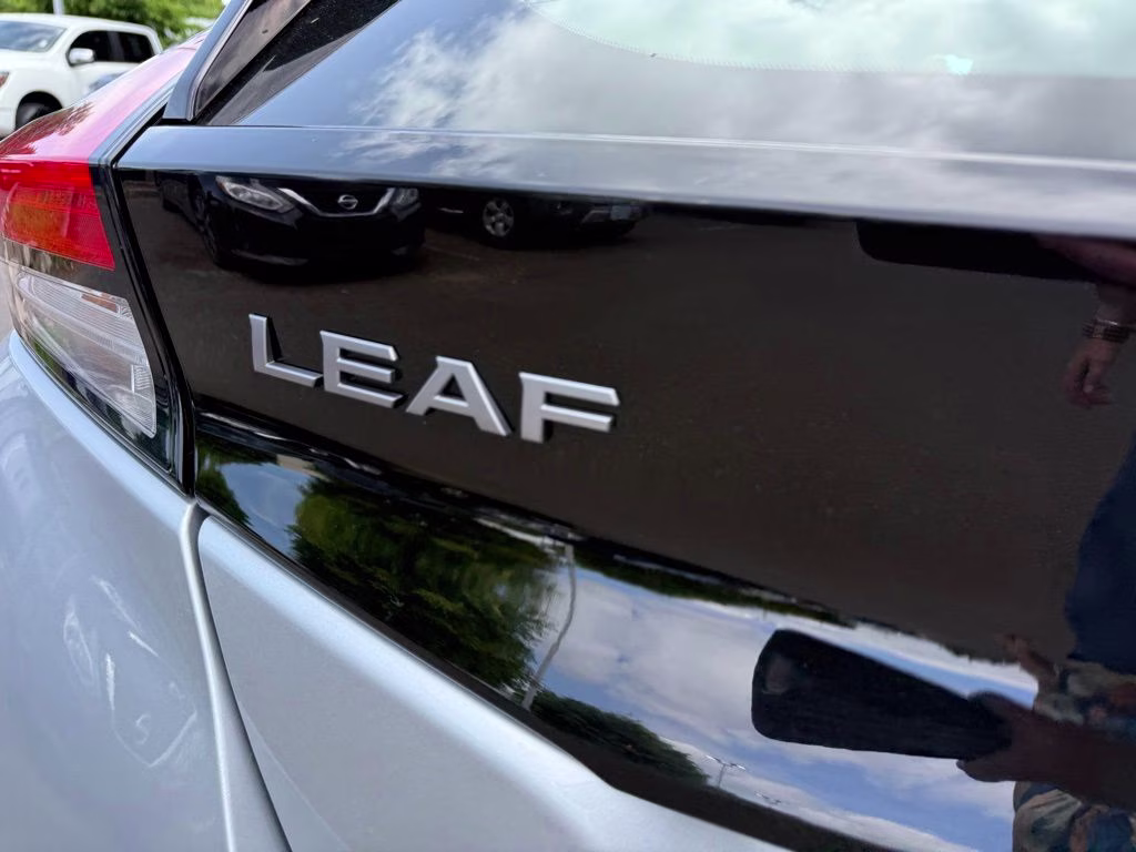 2024 Brilliant Silver Metallic Nissan LEAF S FWD Hatchback