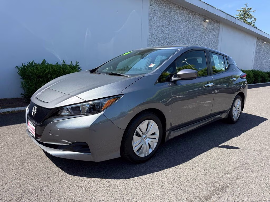 2024 Gun Metallic Nissan LEAF S FWD Hatchback