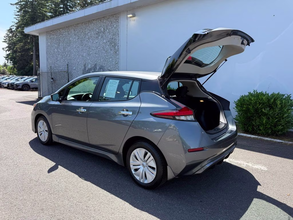 2024 Gun Metallic Nissan LEAF S FWD Hatchback