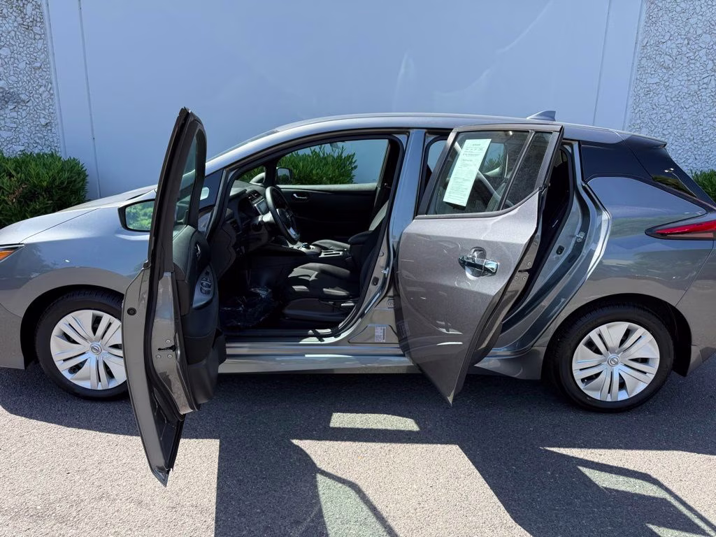 2024 Gun Metallic Nissan LEAF S FWD Hatchback