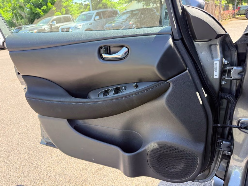 2024 Gun Metallic Nissan LEAF S FWD Hatchback