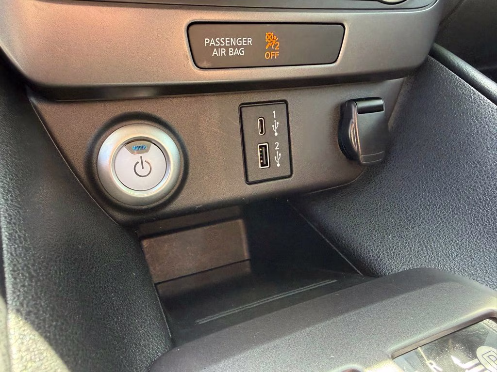 2024 Gun Metallic Nissan LEAF S FWD Hatchback