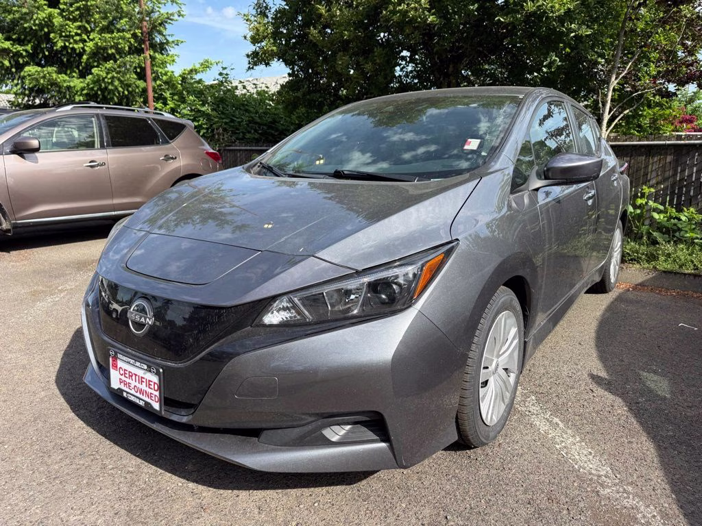 2024 Gun Metallic Nissan LEAF S FWD Hatchback