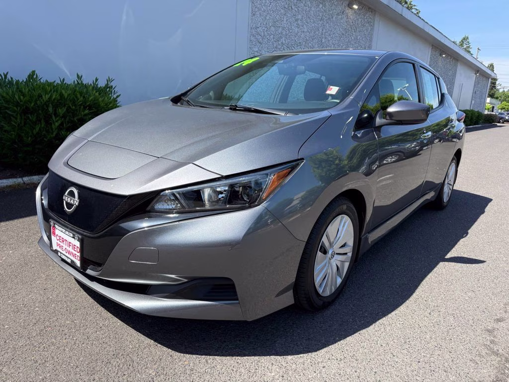 Used 2024 Nissan LEAF S with VIN 1N4AZ1BV3RC555101 for sale in Portland, OR