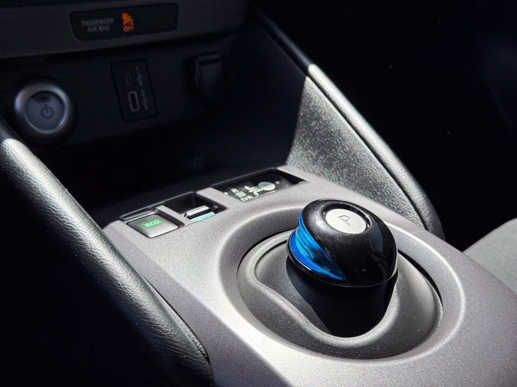 2024 Gun Metallic Nissan LEAF S FWD Hatchback
