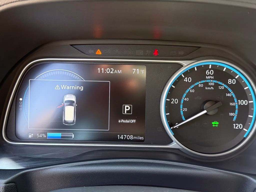 2024 Gun Metallic Nissan LEAF S FWD Hatchback