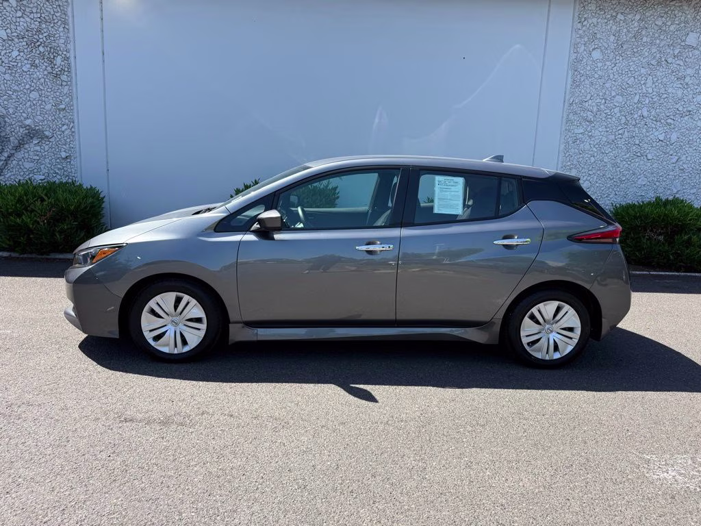 2024 Gun Metallic Nissan LEAF S FWD Hatchback