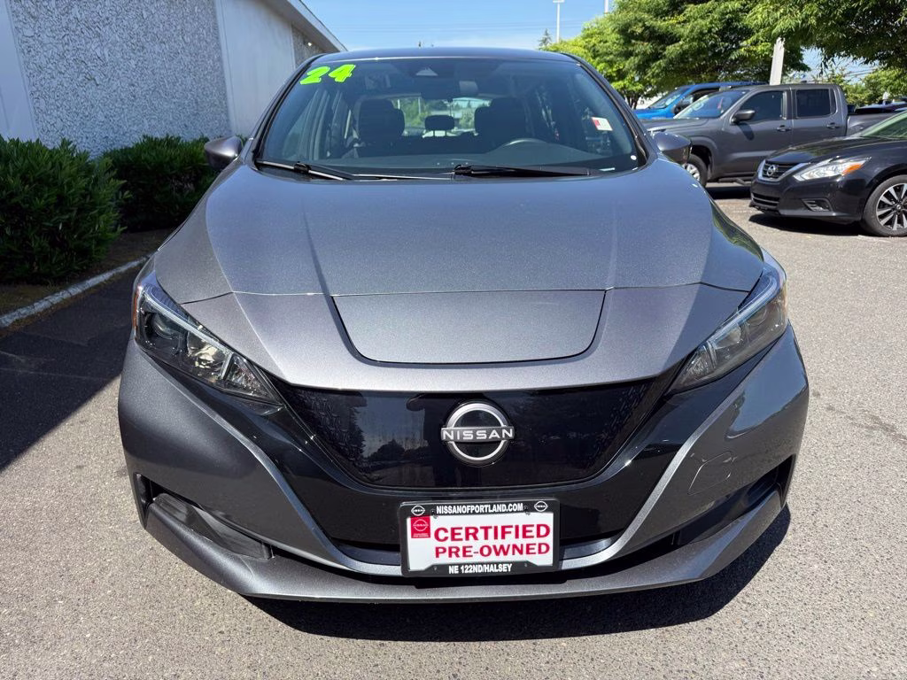 2024 Gun Metallic Nissan LEAF S FWD Hatchback