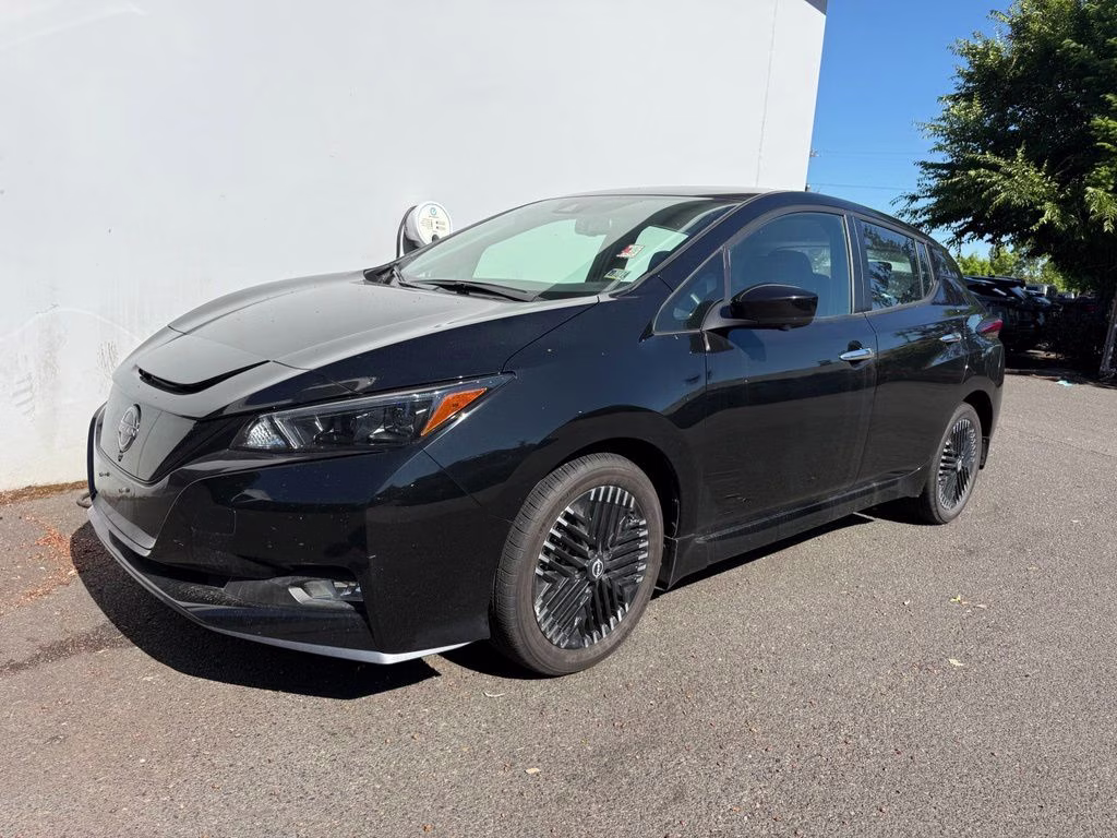 2024 Super Black Nissan LEAF SV Plus FWD Hatchback