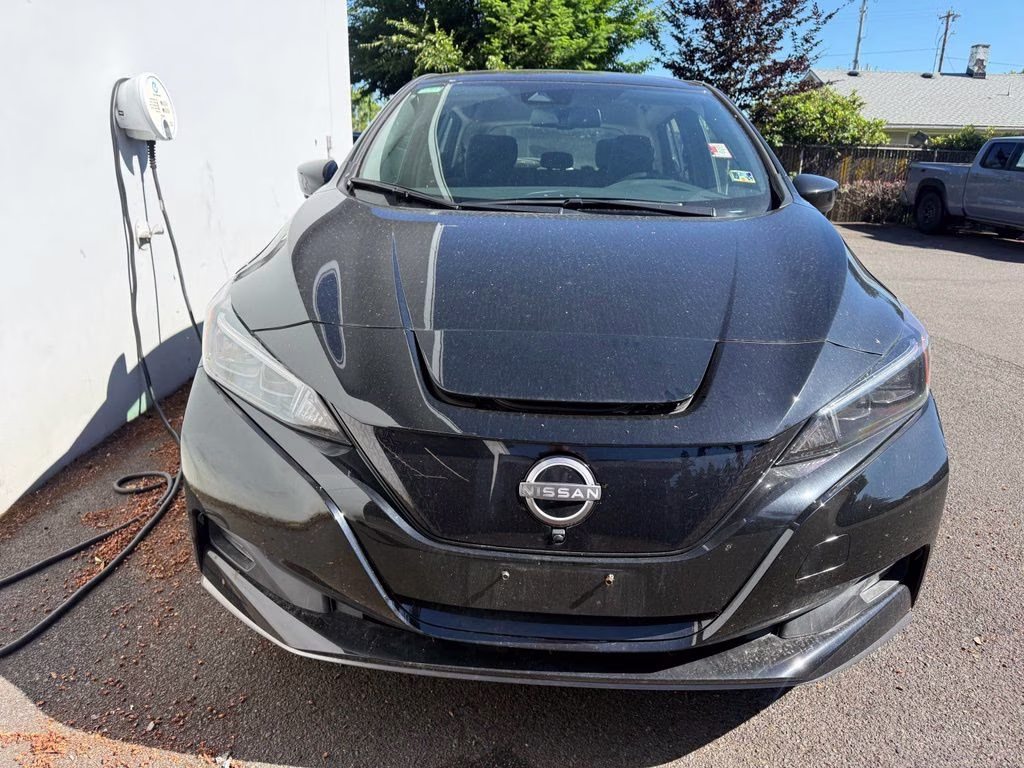 2024 Super Black Nissan LEAF SV Plus FWD Hatchback