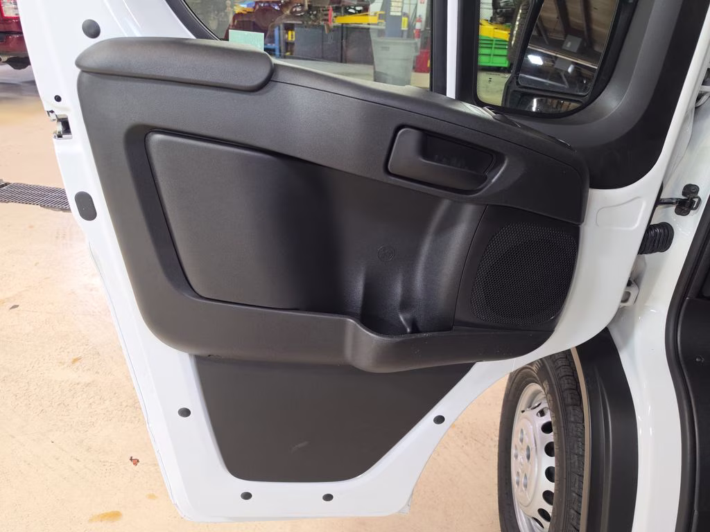 2026 Bright White Clearcoat Ram ProMaster 1500 Low Roof FWD Van