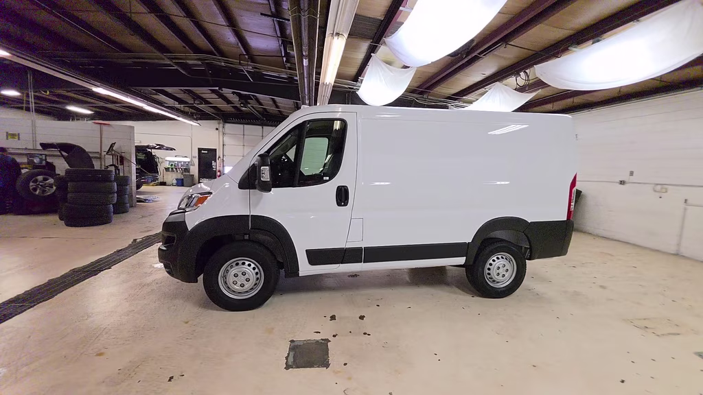 2026 Bright White Clearcoat Ram ProMaster 1500 Low Roof FWD Van
