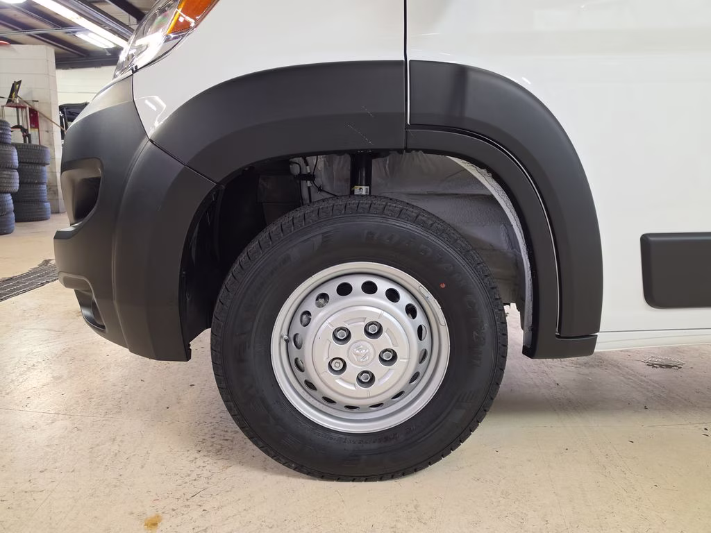 2026 Bright White Clearcoat Ram ProMaster 1500 Low Roof FWD Van