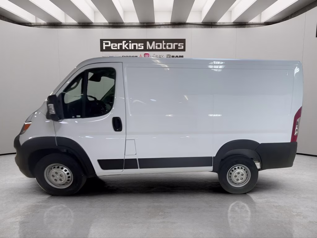 2026 Bright White Clearcoat Ram ProMaster 1500 Low Roof FWD Van