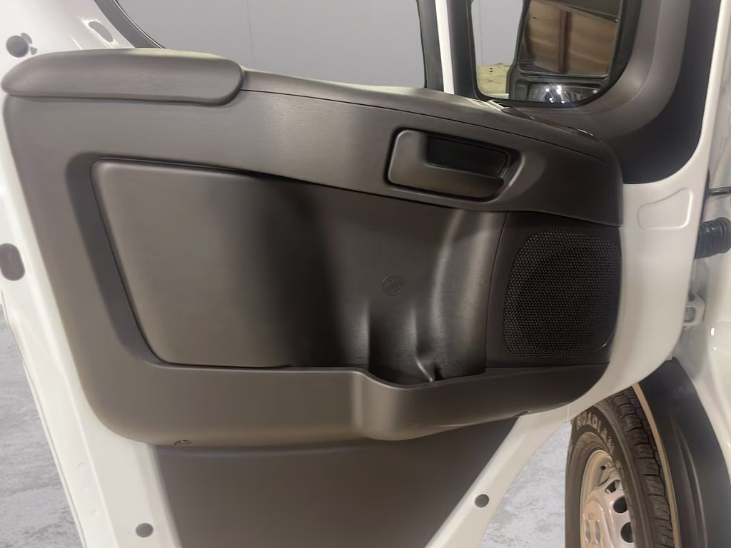 2026 Bright White Clearcoat Ram ProMaster 1500 Low Roof FWD Van