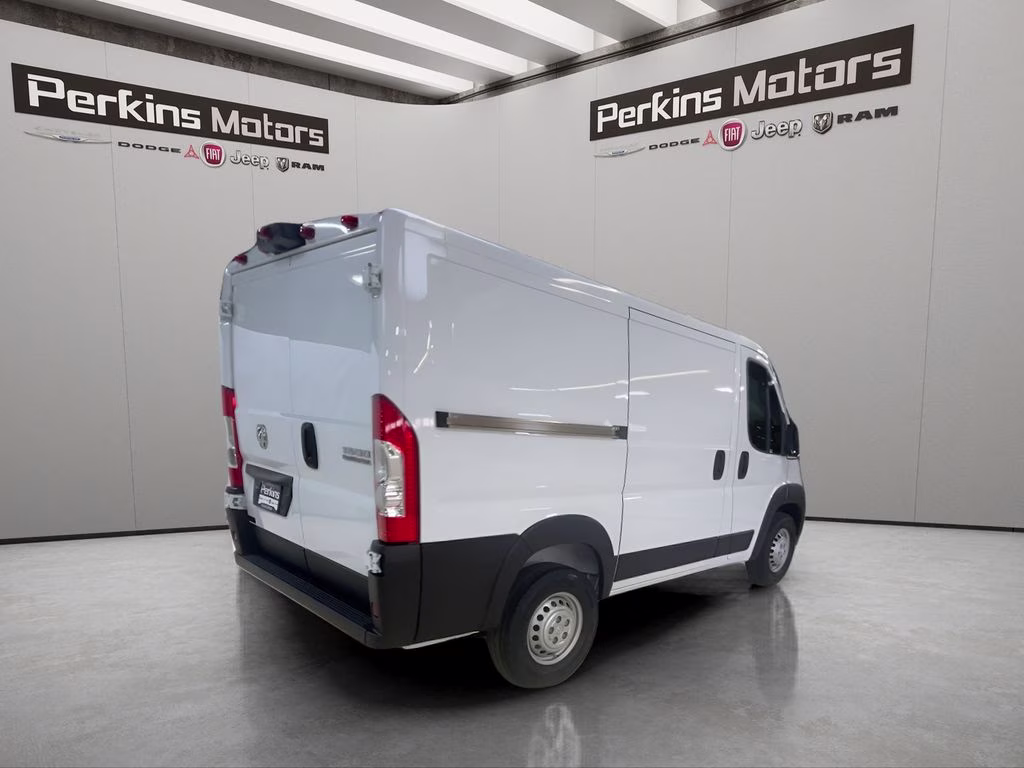2026 Bright White Clearcoat Ram ProMaster 1500 Low Roof FWD Van