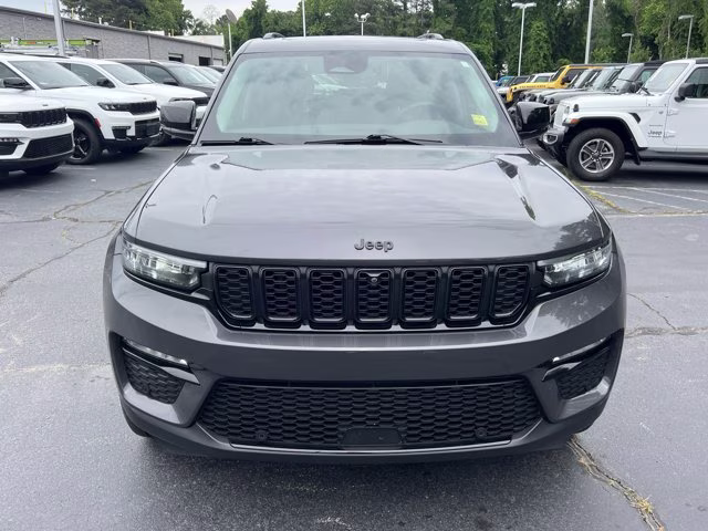 2023 Baltic Gray Metallic Clearcoat Jeep Grand Cherokee Limited 4X4 SUV