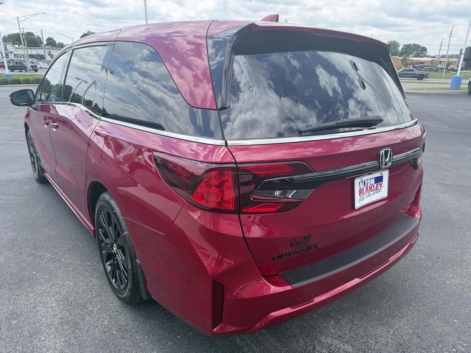 2026 Radiant Red Metallic II Honda Odyssey Sport-L FWD Van