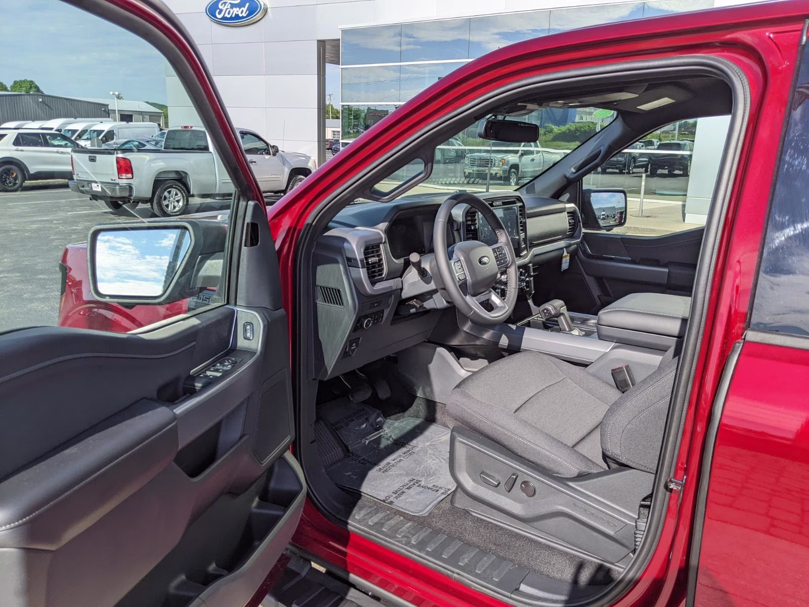 2026 Ruby Red Metallic Tinted Clearcoat Ford F-150 XLT 4X4 Truck