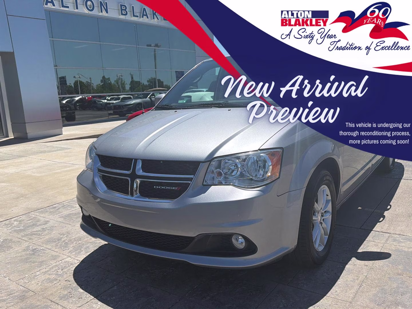 2019 Billet Clearcoat Dodge Grand Caravan SXT FWD Van