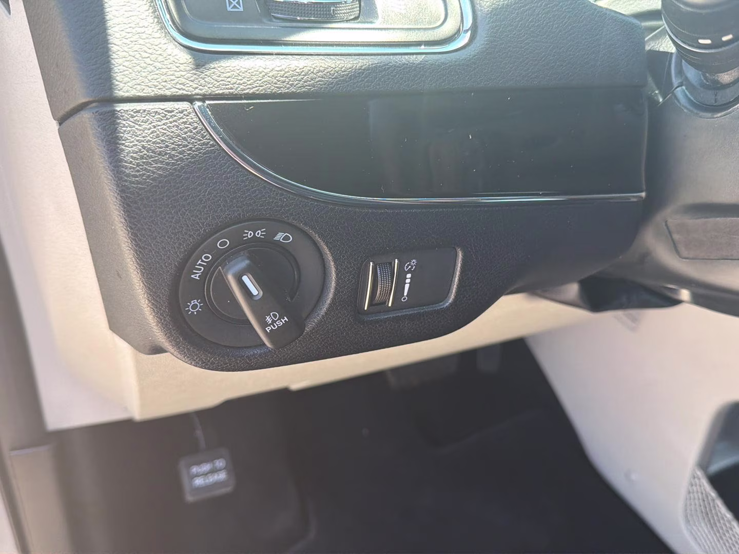 2019 Billet Clearcoat Dodge Grand Caravan SXT FWD Van