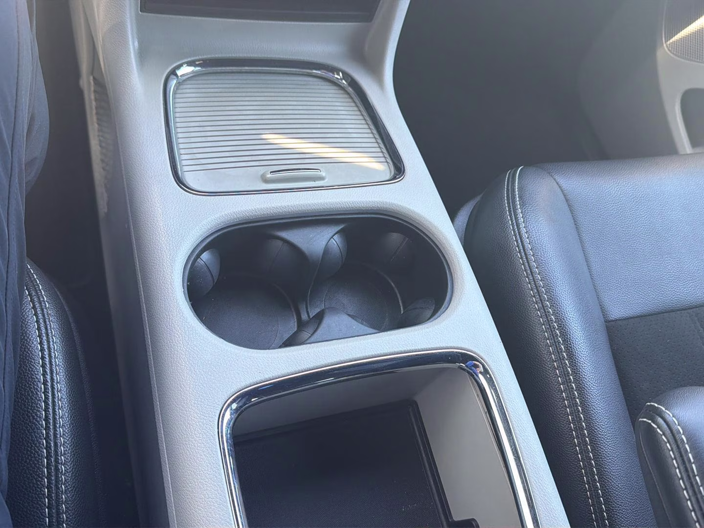 2019 Billet Clearcoat Dodge Grand Caravan SXT FWD Van