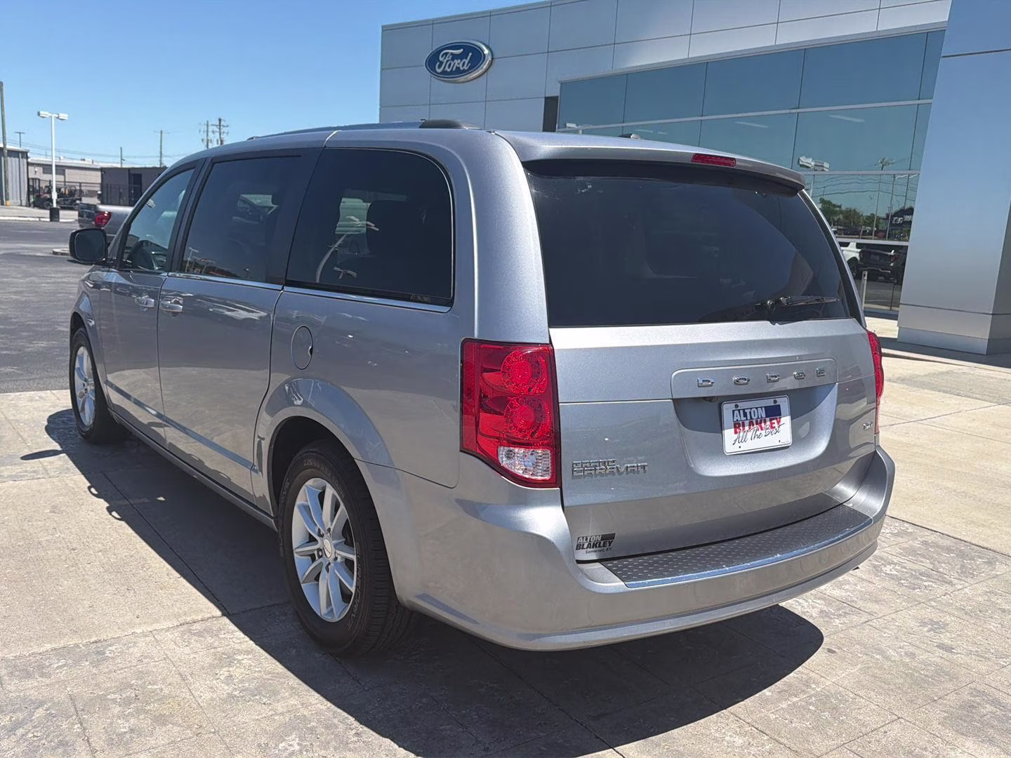 2019 Billet Clearcoat Dodge Grand Caravan SXT FWD Van