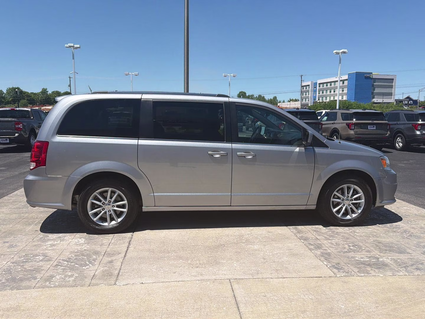 2019 Billet Clearcoat Dodge Grand Caravan SXT FWD Van