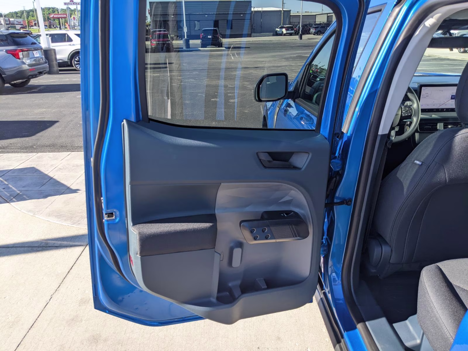 2026 Velocity Blue Ford Maverick XL AWD Truck