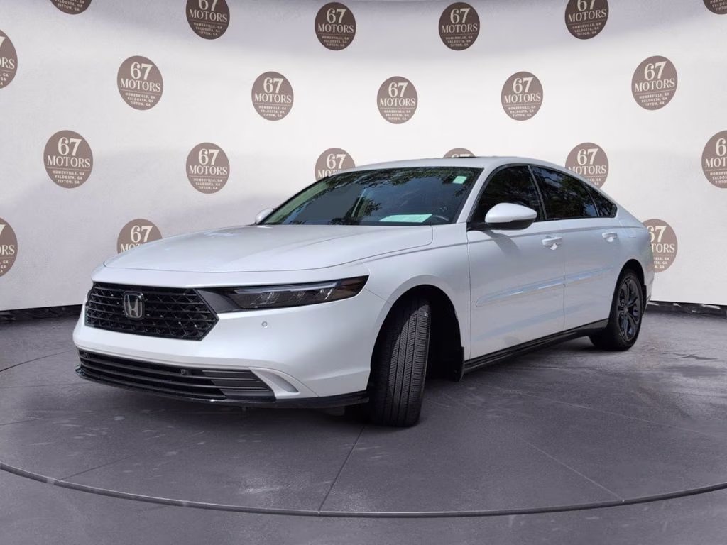 2025 White Honda Accord Hybrid EX-L FWD Sedan