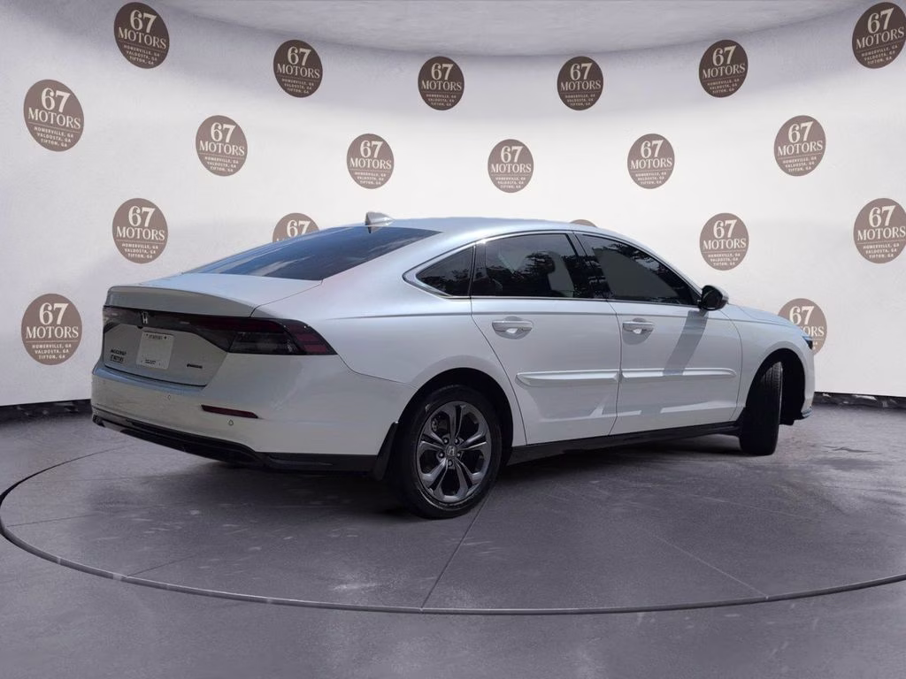 2025 White Honda Accord Hybrid EX-L FWD Sedan