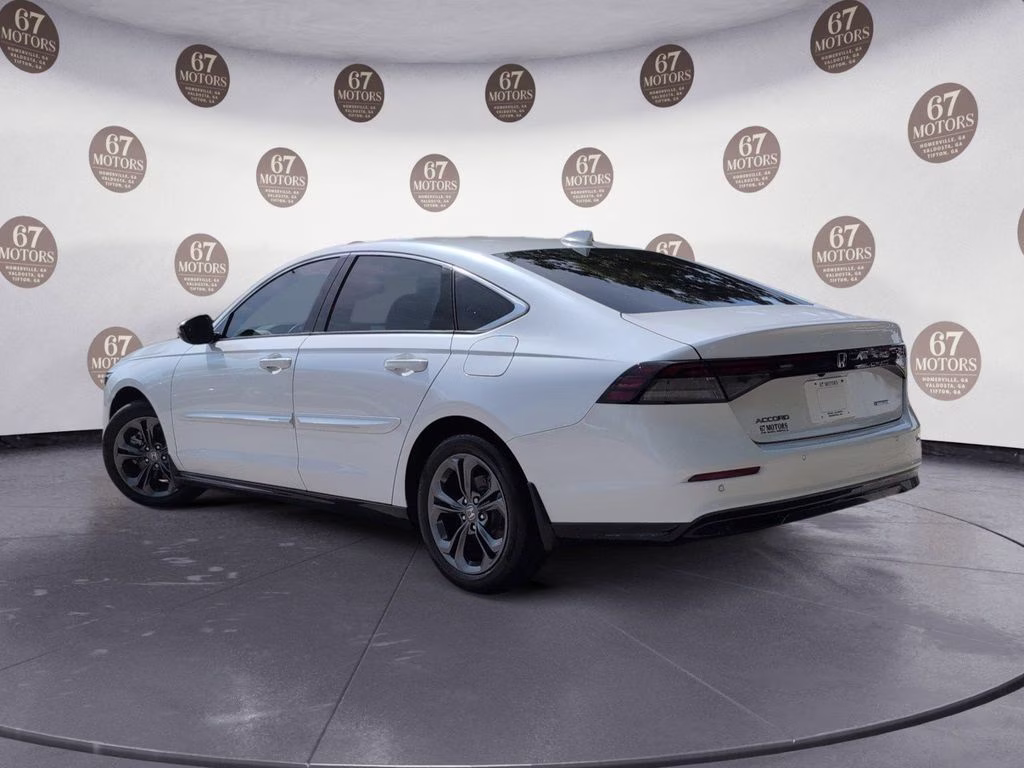 2025 White Honda Accord Hybrid EX-L FWD Sedan
