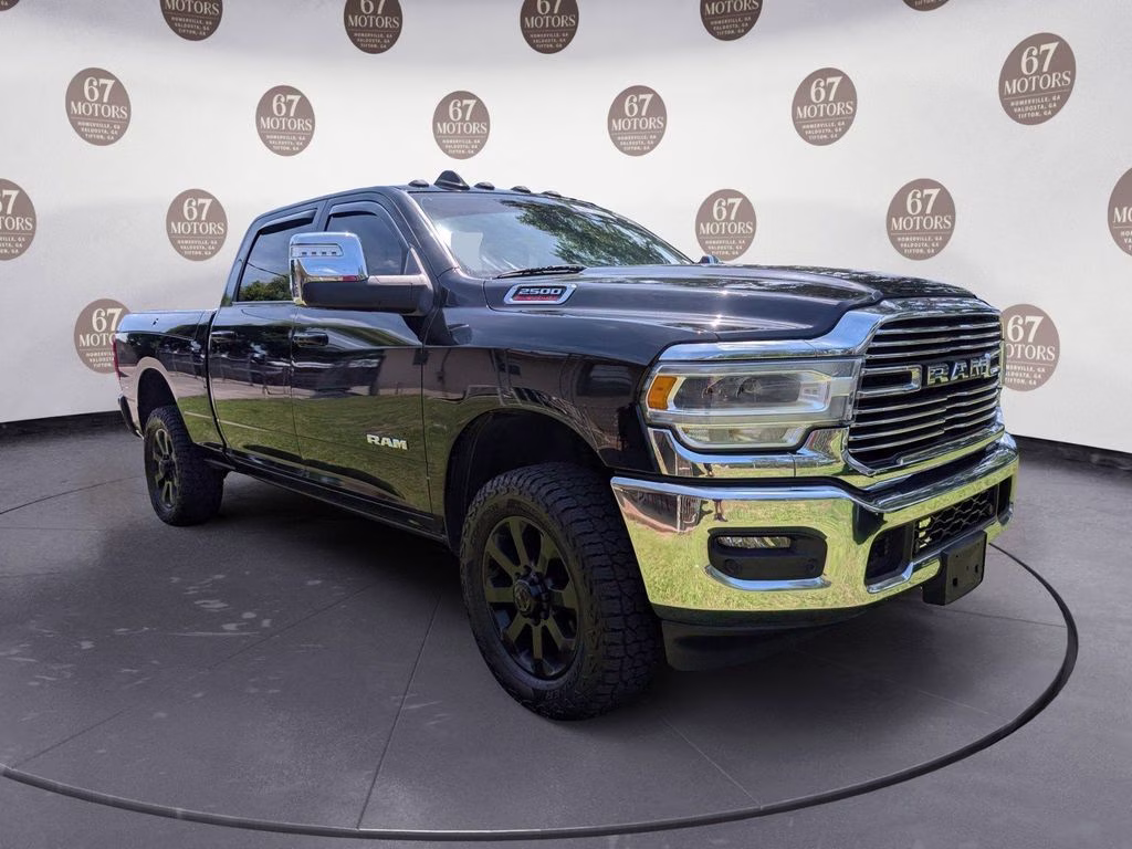 2023 Diamond Black Crystal Pearlcoat Ram 2500 Laramie 4X4 Truck