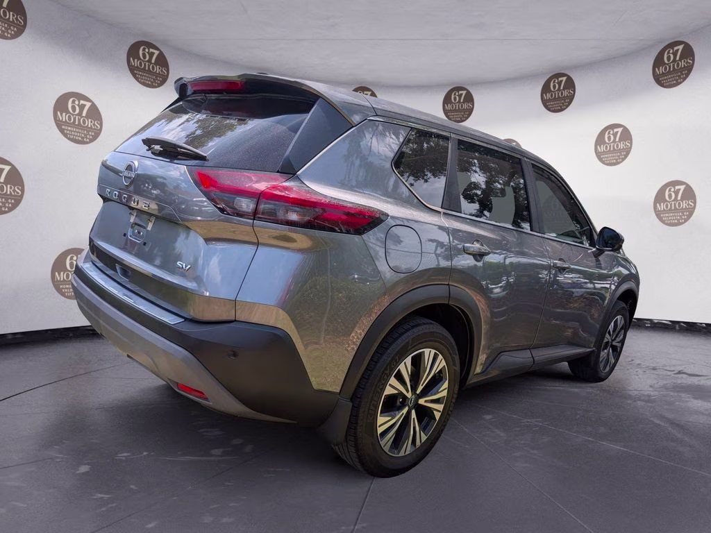 2022 Gun Metallic Nissan Rogue SV FWD SUV